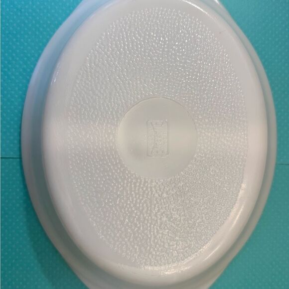 Glasbake Opal Divided Baking & Serving Dish - Picture 3 of 4